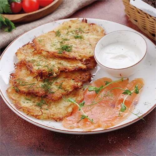 Картофельные драники с семгой слабосоленой 1006627